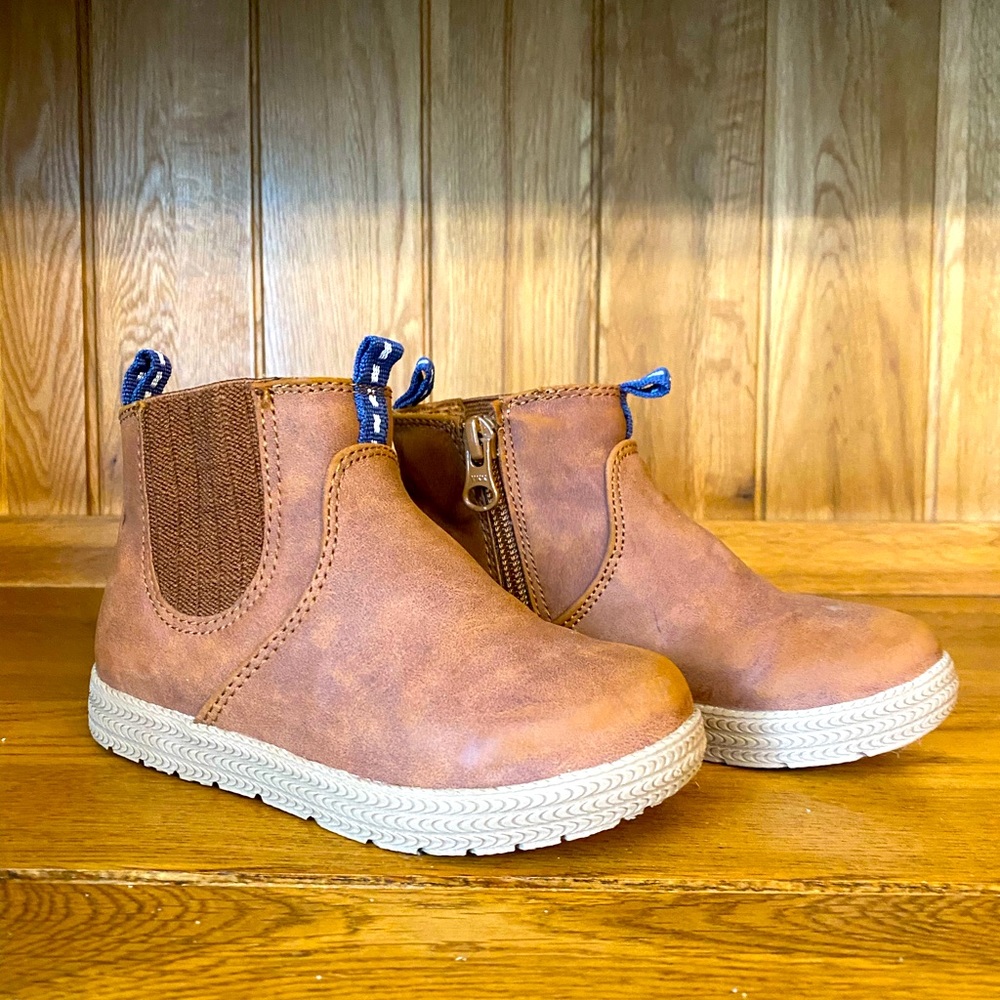 Cat & Jack Toddler Brown Pull- On Esteban Chukka Boots